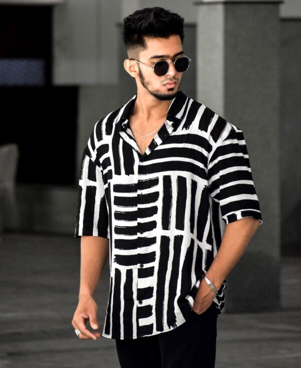 Black and White Multiple Stripes Oversize Drop Shoulder Shirt For Men